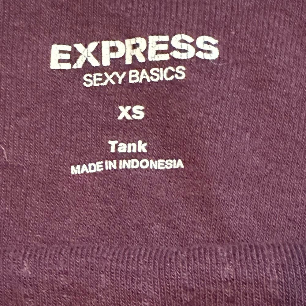 Express sexy basics tank - Picture 3 of 4